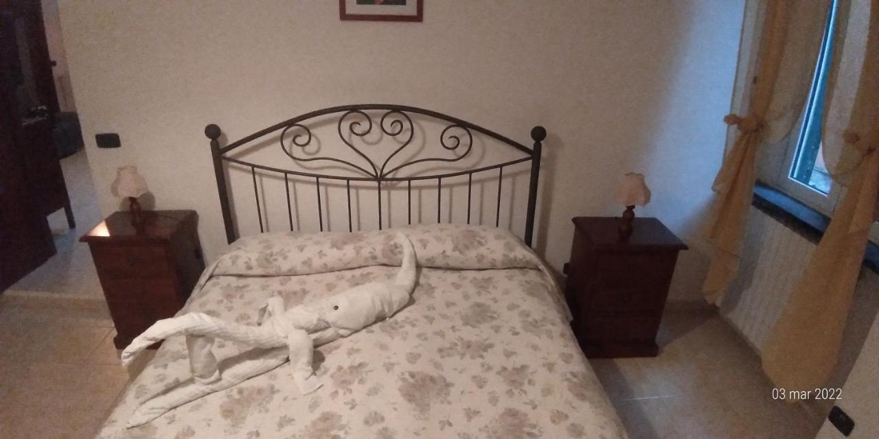 Apartmán U' Caruggiu De Cisan Cisano sul Neva Exteriér fotografie