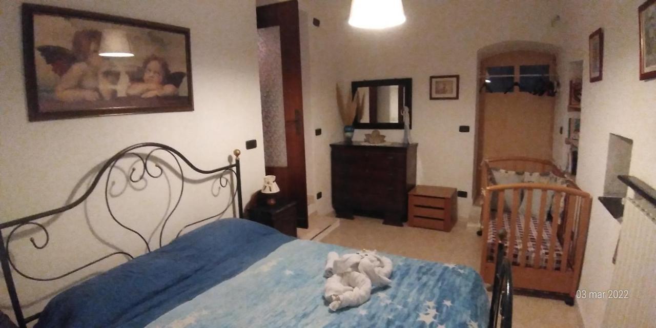 Apartmán U' Caruggiu De Cisan Cisano sul Neva Exteriér fotografie